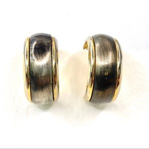 Vintage 80s brushed metal goldtone clip earrings